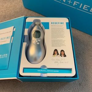 Macro exfoliator with all the extras